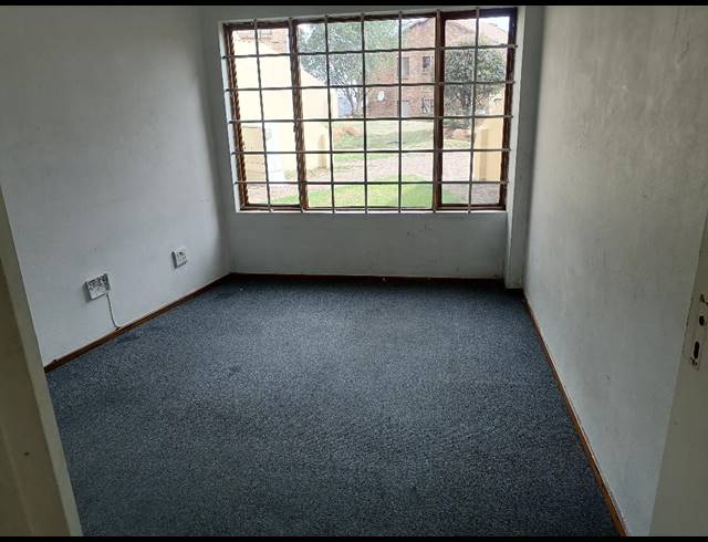 2 bed property to rent in WINCHESTER HILLS